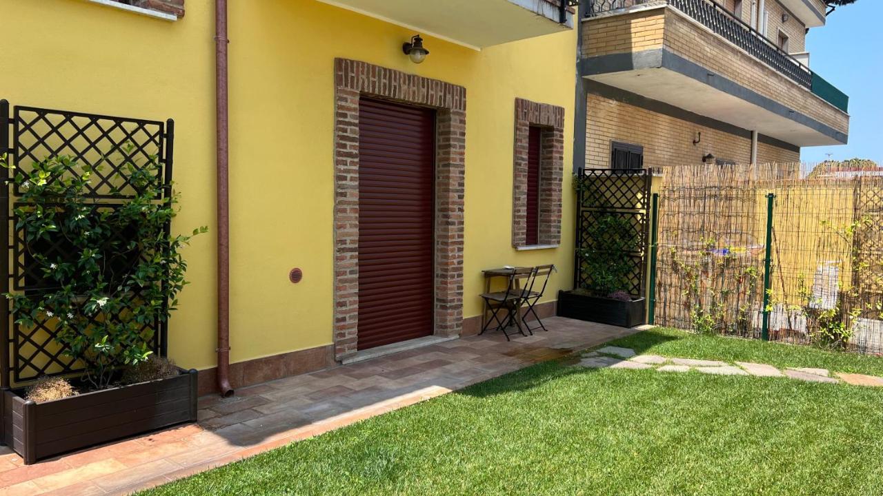 Guest House Le Gemelle Vagabonde Fiumicino Kültér fotó